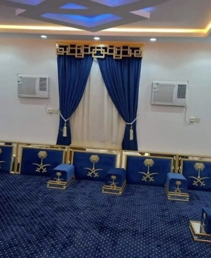 Heritage Majlis Sofa — Dark Wood Carving